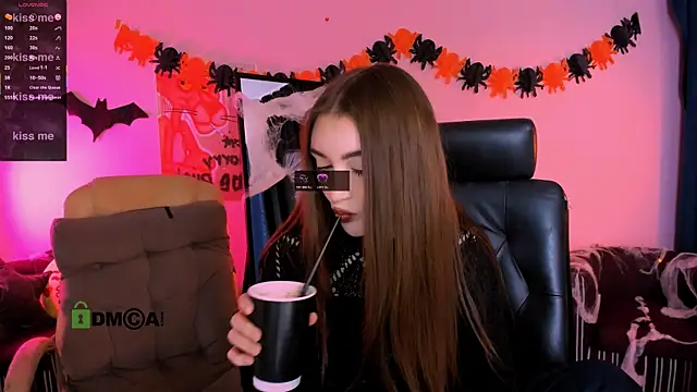 barbara crazy online show from November 2025 09:57:02 AM