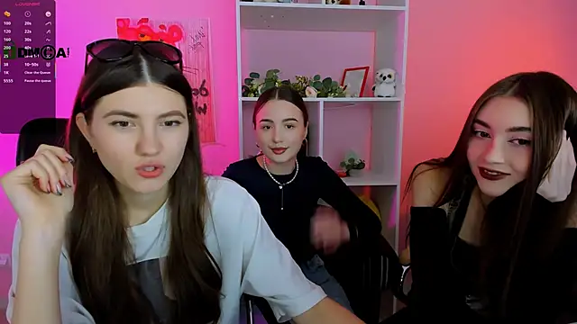 barbara crazy online show from October 2025 12:50:02 PM