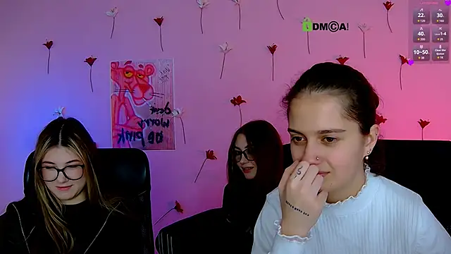 barbara crazy online show from April 2026 06:43:01 PM