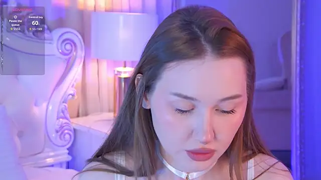 NancySmitts online show from October 2025 04:05:01 PM