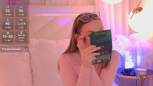 Snapshot of NancySmitts chatting on March 2026 03:52:02 PM NancySmitts online show from March 2026 03:52:02 PM