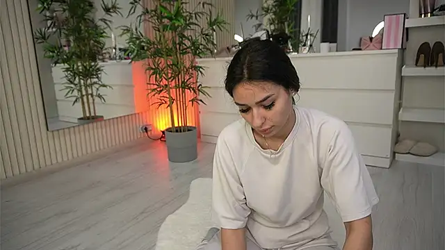 EmmaBlanco online show from April 2026 04:14:01 AM