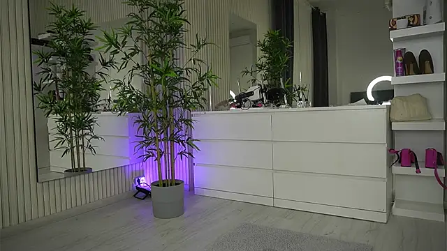 EmmaBlanco online show from April 2026 05:31:01 AM