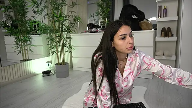 EmmaBlanco online show from April 2026 05:12:01 AM