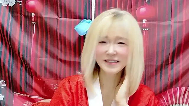 Snapshot of kimagure-fu- chatting on June 2026 01:41:02 PM kimagure-fu- online show from June 2026 01:41:02 PM