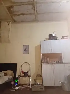 RFeltomWhitJ online show from November 2025 12:14:01 AM