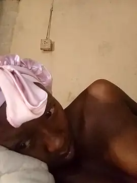 RFeltomWhitJ online show from November 2025 06:56:02 PM