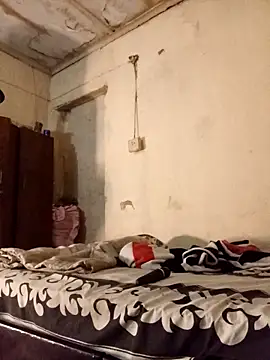 RFeltomWhitJ online show from December 2025 02:54:02 AM