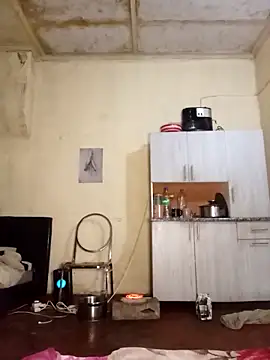 RFeltomWhitJ online show from November 2025 05:14:02 AM