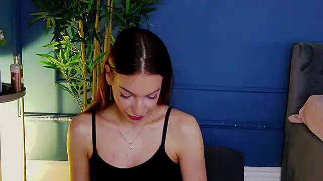 KimmDaviss online show from February 2026 06:59:02 AM