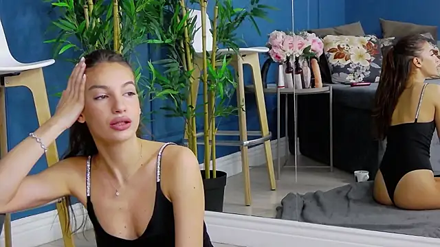 KimmDaviss online show from October 2025 06:56:02 AM