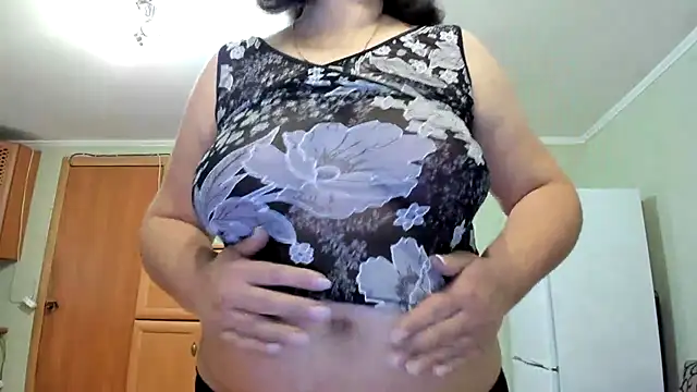 KATTYWARM  online show from February 2026 09:50:01 AM