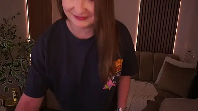 SofieBloom online show from July 2026 10:27:02 PM