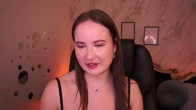 SofieBloom online show from April 2026 03:51:02 PM