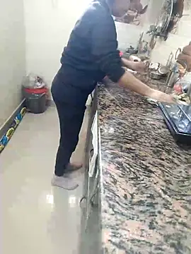 Snapshot of Pihu_Chopra chatting on December 2025 05:08:01 AM Pihu Chopra online show from December 2025 05:08:01 AM