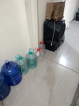 Snapshot of Pihu_Chopra chatting on November 2025 04:11:01 PM Pihu Chopra online show from November 2025 04:11:01 PM