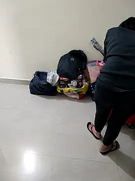 Snapshot of Pihu_Chopra chatting on November 2025 02:32:01 PM Pihu Chopra online show from November 2025 02:32:01 PM