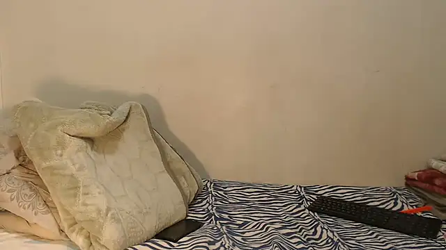 Snapshot of SexyEbonyy_ chatting on July 2026 04:45:01 AM SexyEbonyy online show from July 2026 04:45:01 AM