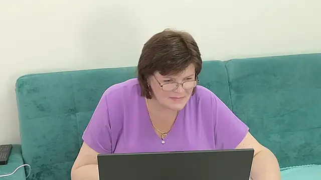 Sandra Sunrise online show from October 2025 08:12:02 AM