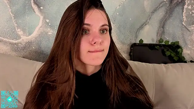Snapshot of chloemilka chatting on April 2026 06:37:01 PM chloemilka online show from April 2026 06:37:01 PM