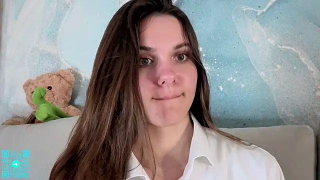 Snapshot of chloemilka chatting on May 2026 06:25:01 PM chloemilka online show from May 2026 06:25:01 PM