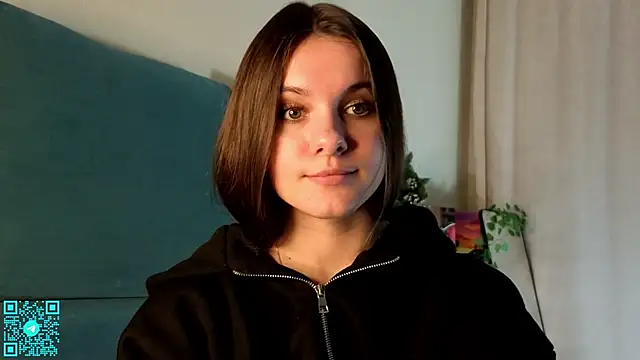 chloemilka online show from March 2026 05:25:02 PM