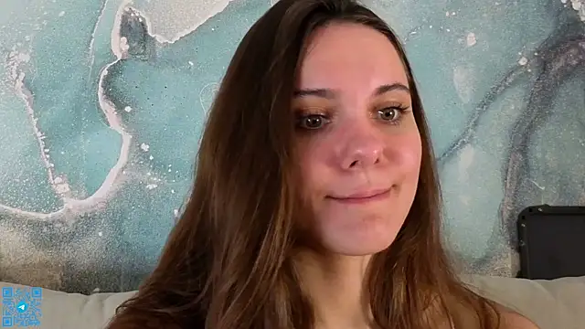 Snapshot of chloemilka chatting on June 2026 07:14:01 PM chloemilka online show from June 2026 07:14:01 PM