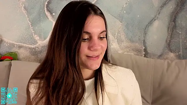 Snapshot of chloemilka chatting on April 2026 06:34:01 PM chloemilka online show from April 2026 06:34:01 PM