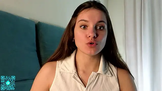 chloemilka online show from March 2026 05:14:01 PM