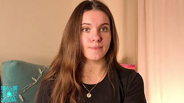 chloemilka online show from November 2025 06:52:01 PM