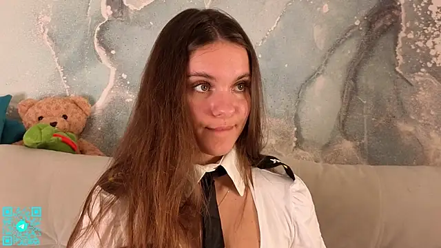 chloemilka online show from July 2026 05:13:02 PM