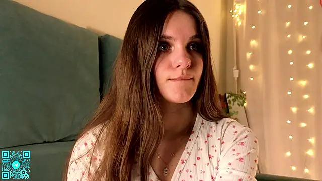 chloemilka online show from March 2026 06:00:01 PM