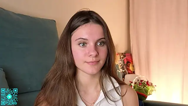 chloemilka online show from November 2025 05:28:01 PM