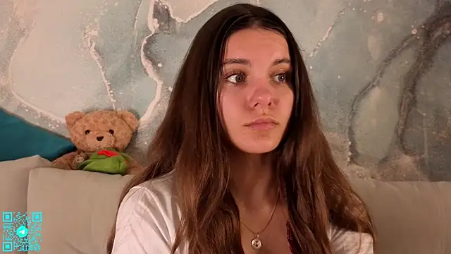 chloemilka online show from July 2026 05:36:01 PM