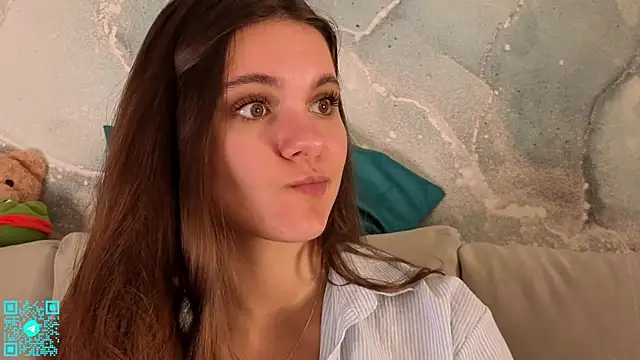 chloemilka online show from July 2026 05:09:01 PM