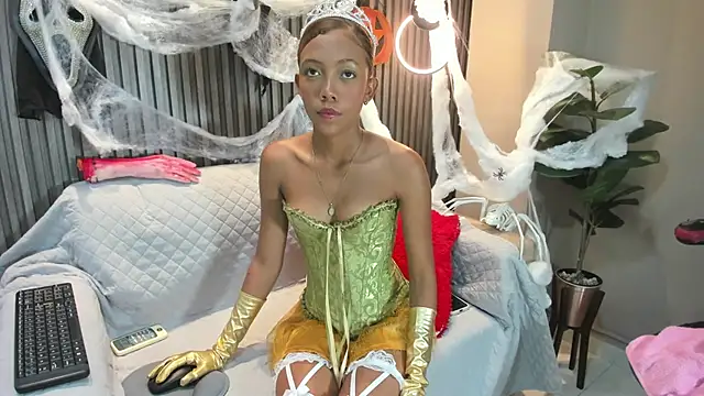 Snapshot of biancaa_18 chatting on October 2025 07:32:01 PM biancaa 18 online show from October 2025 07:32:01 PM