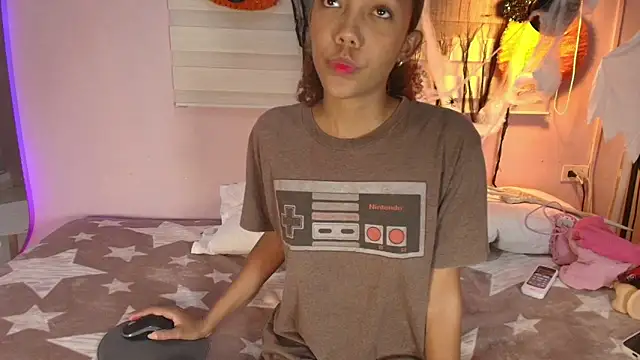 Snapshot of biancaa_18 chatting on October 2025 07:22:02 PM biancaa 18 online show from October 2025 07:22:02 PM