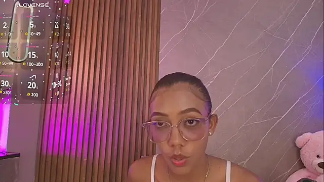 biancaa 18 online show from June 2026 07:34:01 PM