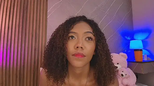 biancaa 18 online show from June 2026 07:25:02 PM