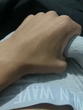 Snapshot of Coloureddickforyou chatting on December 2025 09:20:02 PM Coloureddickforyou online show from December 2025 09:20:02 PM