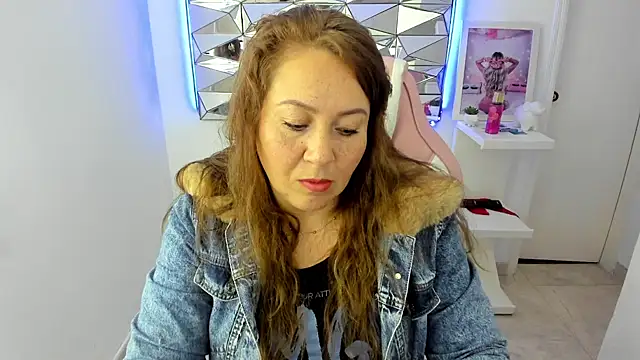 camixxx m online show from December 2025 12:43:02 PM