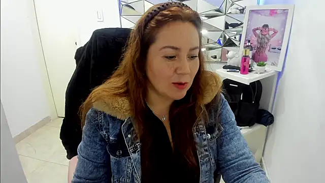 camixxx m online show from February 2026 01:22:02 PM