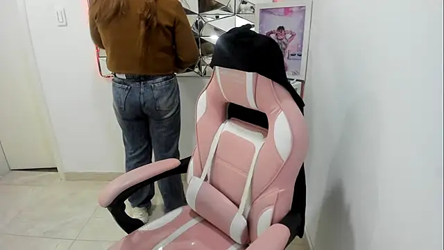 camixxx m online show from February 2026 01:33:02 PM