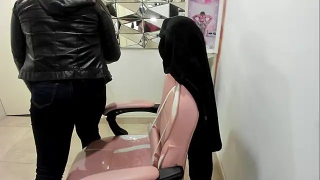 camixxx m online show from February 2026 01:22:01 PM