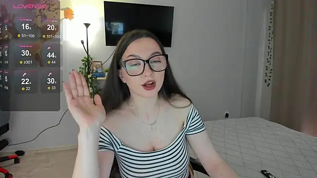 wwow meow online show from April 2026 09:00:01 AM