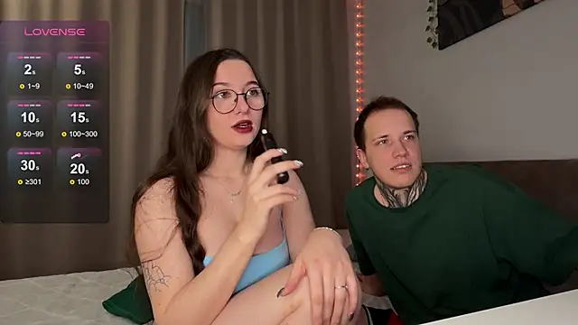 wwow meow online show from December 2025 02:15:02 PM