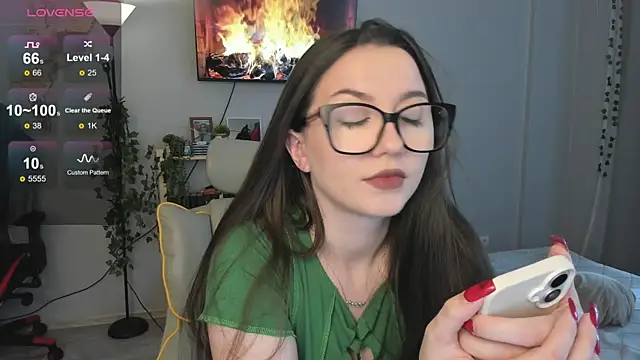 Snapshot of wwow_meow chatting on July 2026 07:08:02 AM wwow meow online show from July 2026 07:08:02 AM