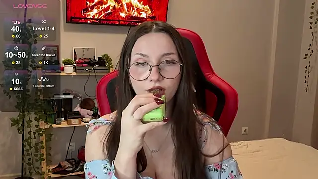 wwow meow online show from February 2026 05:06:01 AM