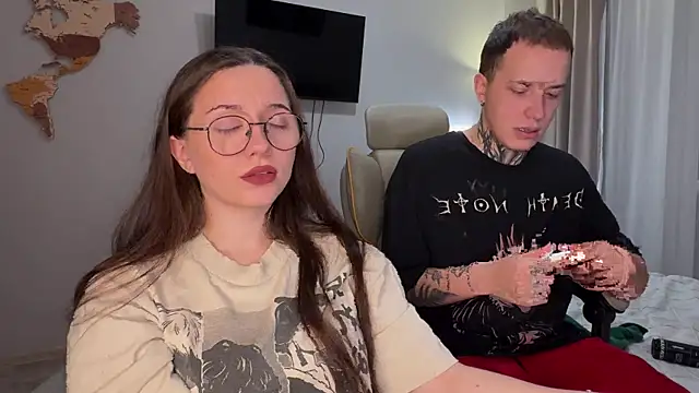 wwow meow online show from November 2025 12:54:01 PM