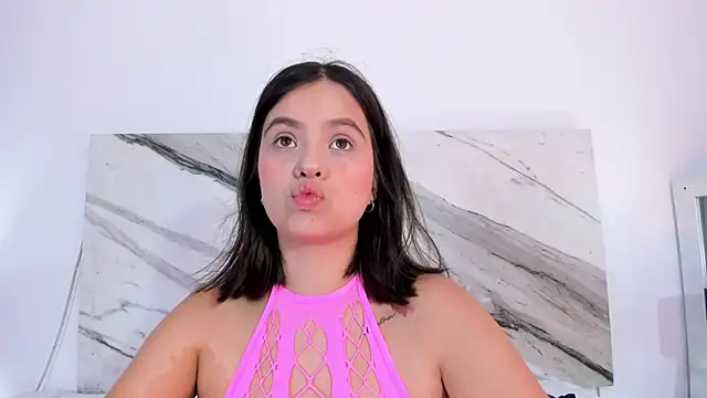 thamiina  online show from October 2025 07:02:01 PM